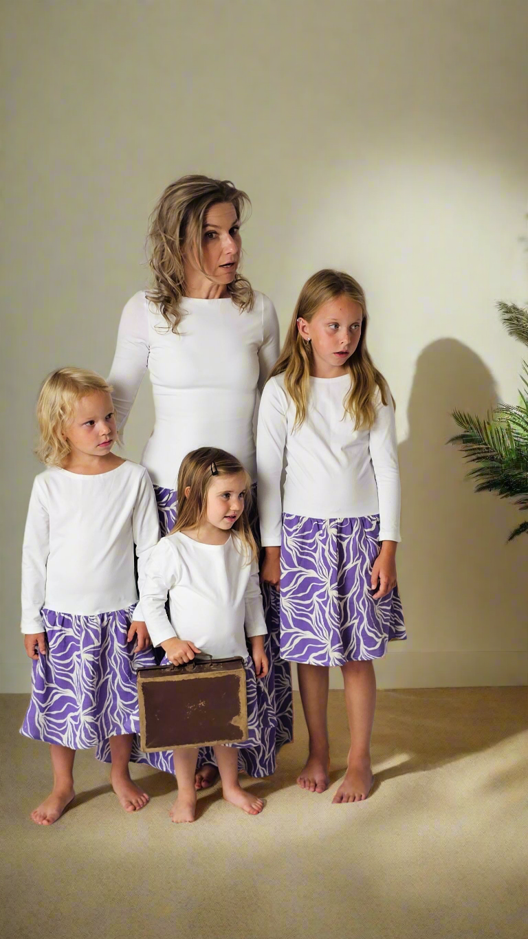 divci-saty-uplet-muselin-3/4-rukav-jednoduchost-styl-pro-kazde-rocni-obdobi-vecere-k-mori-elegantni-purple-abstract