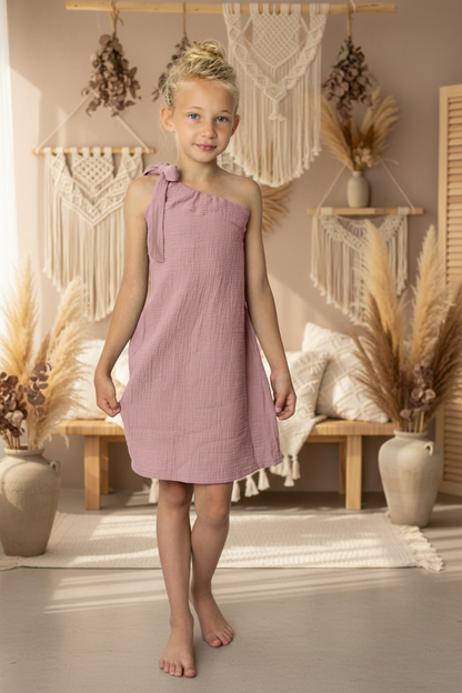 Dívčí šaty  z mušelínu, na jedno rameno -Allie