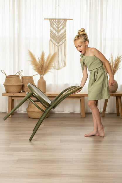 Dívčí šaty  z mušelínu, na jedno rameno -Allie