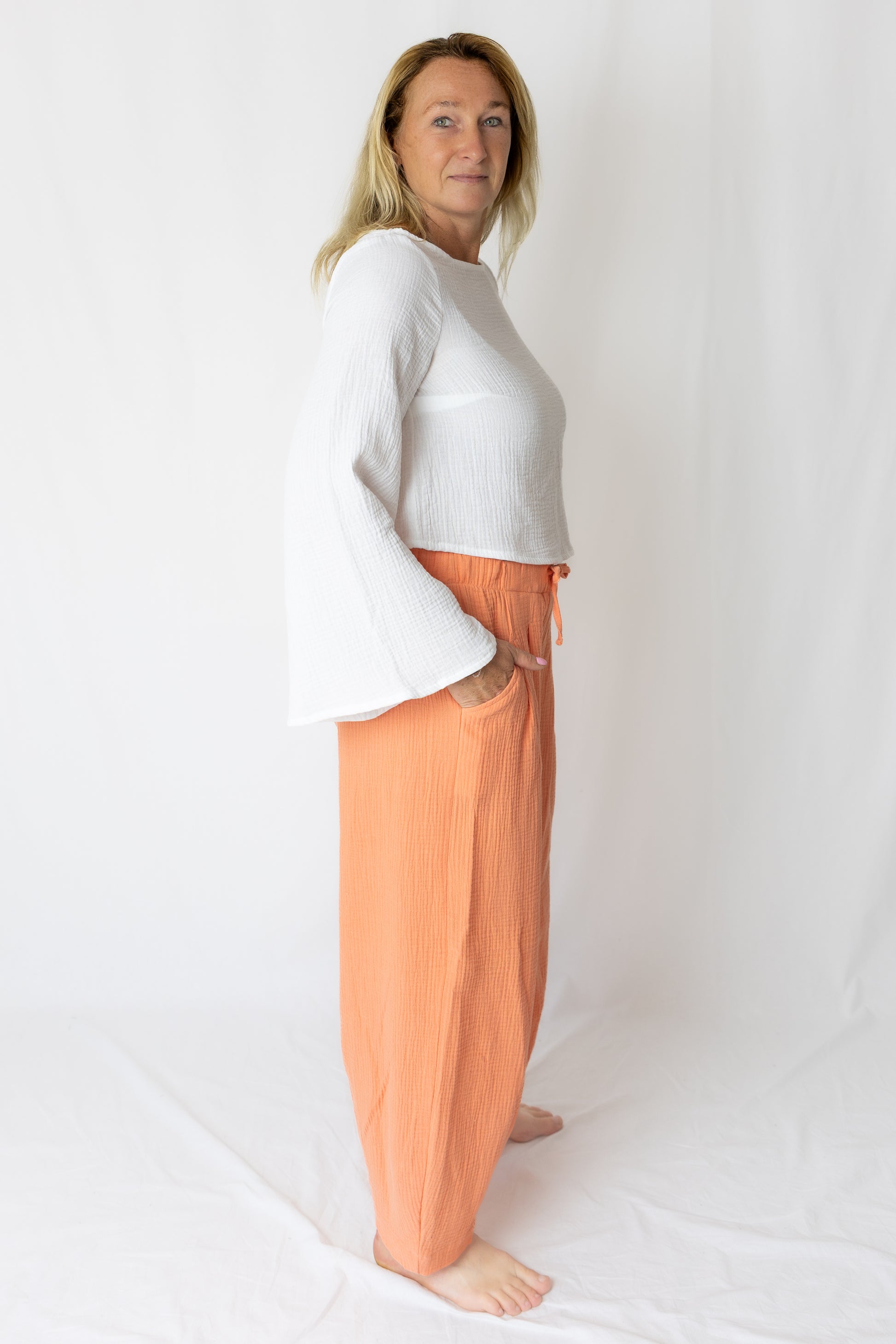 prodysny muselin, siroke rukavy, lehkost, elegance, styl