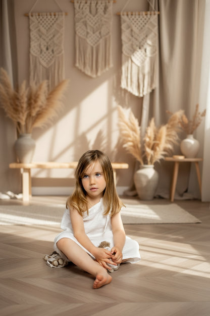 Dívčí šaty  z mušelínu, na jedno rameno -Allie