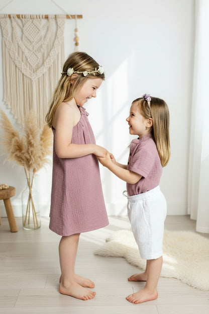 Dívčí šaty  z mušelínu, na jedno rameno -Allie