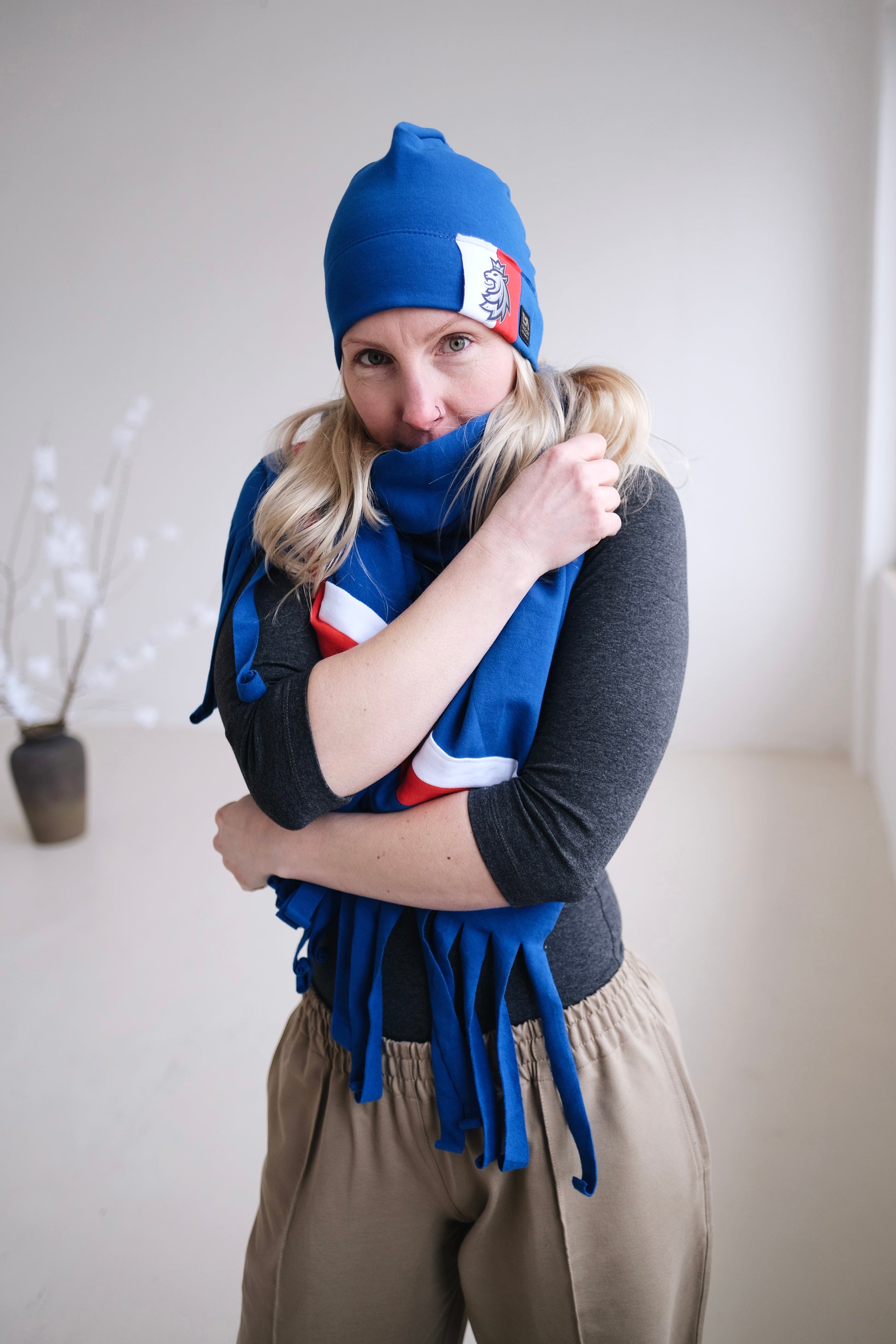 pocesana-teplakovina-pohodlna-limitka-modra