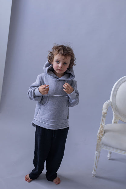 chlapecka-mikina-pocesana-teplakovina-s-kapuci-kapsa-klokan-sedy-melir
