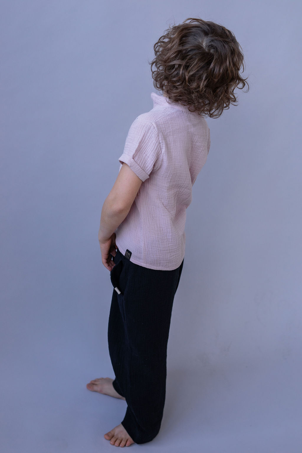 chlapecka-polokosile-muselin-pohodlna-knofliky-kratky-rukav-idealni-na-kazde-rocni-obdobi-staroruzova