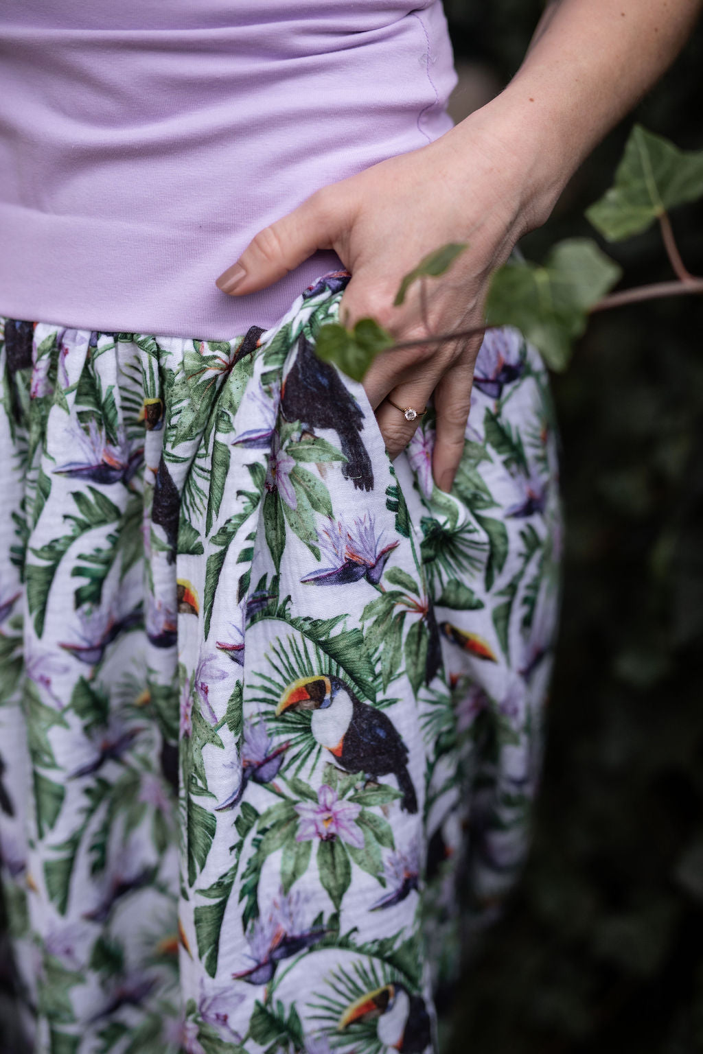 damske-saty-uplet-muselin-3/4-rukav-jednoduchost-styl-pro-kazde-rocni-obdobi-vecere-k-mori-elegantni-tukani-detail