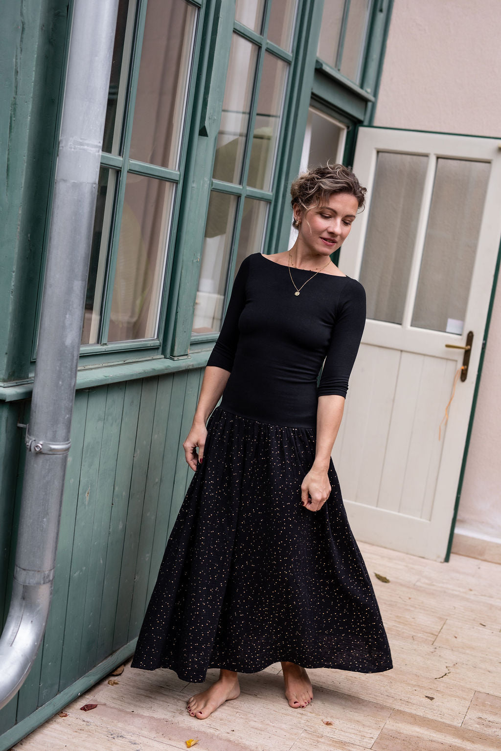 damske-saty-uplet-muselin-3/4-rukav-jednoduchost-styl-pro-kazde-rocni-obdobi-vecere-k-mori-elegantni-zlate-tecky-cerna