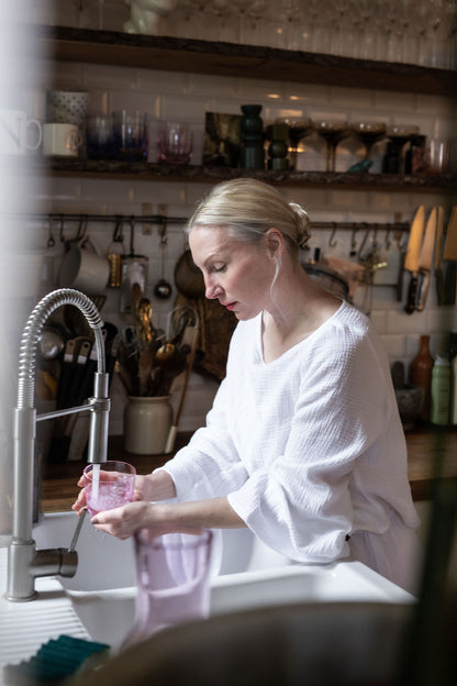 damsky-top-Lehkost-elegance-volnost-jemny- bavlneny-muselin-siroke-rukavy-perfektne-ladi-s-nasimi-balonovymi-kalhotami–Styl-komfort-na-jedničku-Idealni-pro-každodeni- noseni-bila