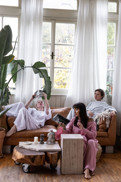 damsky-top-Lehkost-elegance-volnost-jemny- bavlneny-muselin-siroke-rukavy-perfektne-ladi-s-nasimi-balonovymi-kalhotami–Styl-komfort-na-jedničku-Idealni-pro-každodeni- noseni-baby-blue-mix