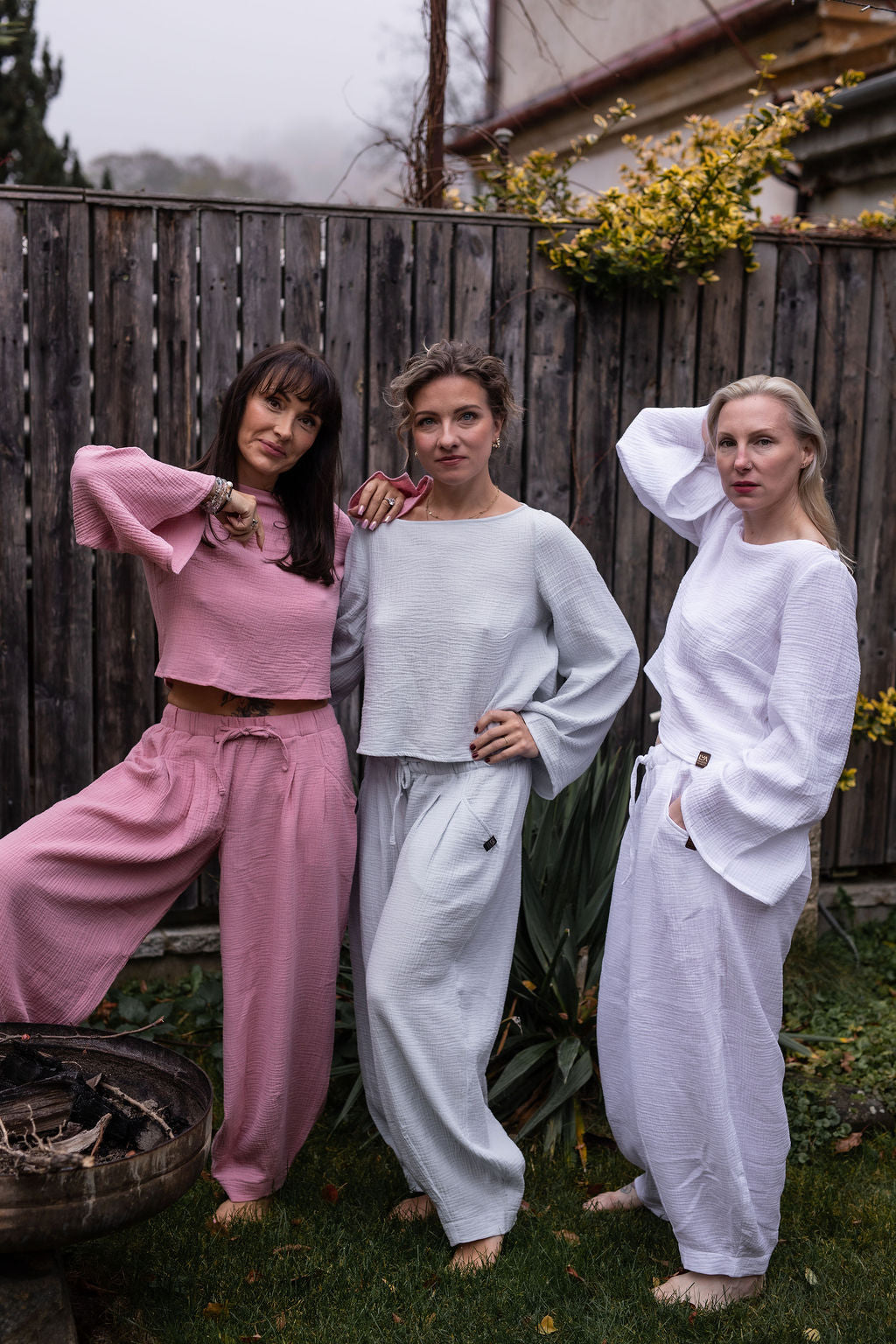 damsky-top-Lehkost-elegance-volnost-jemny- bavlneny-muselin-siroke-rukavy-perfektne-ladi-s-nasimi-balonovymi-kalhotami–Styl-komfort-na-jedničku-Idealni-pro-každodeni- noseni-baby-blue-mix