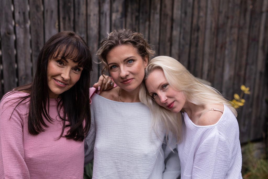 damsky-top-Lehkost-elegance-volnost-jemny- bavlneny-muselin-siroke-rukavy-perfektne-ladi-s-nasimi-balonovymi-kalhotami–Styl-komfort-na-jedničku-Idealni-pro-každodeni- noseni-ruzova-mix