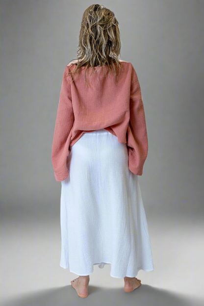 damsky-top-měkký-prodyšný-mušelín-stylový-volný-široky-rukáv-Ideální-pro-každodenní-nošení-letní-večery-Lehkost-elegance-volnost-pro-teplé-dny-coral