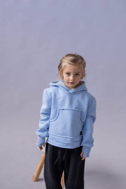 divci-mikina-pocesana-teplakovina-s-kapuci-kapsa-klokan-baby-bue