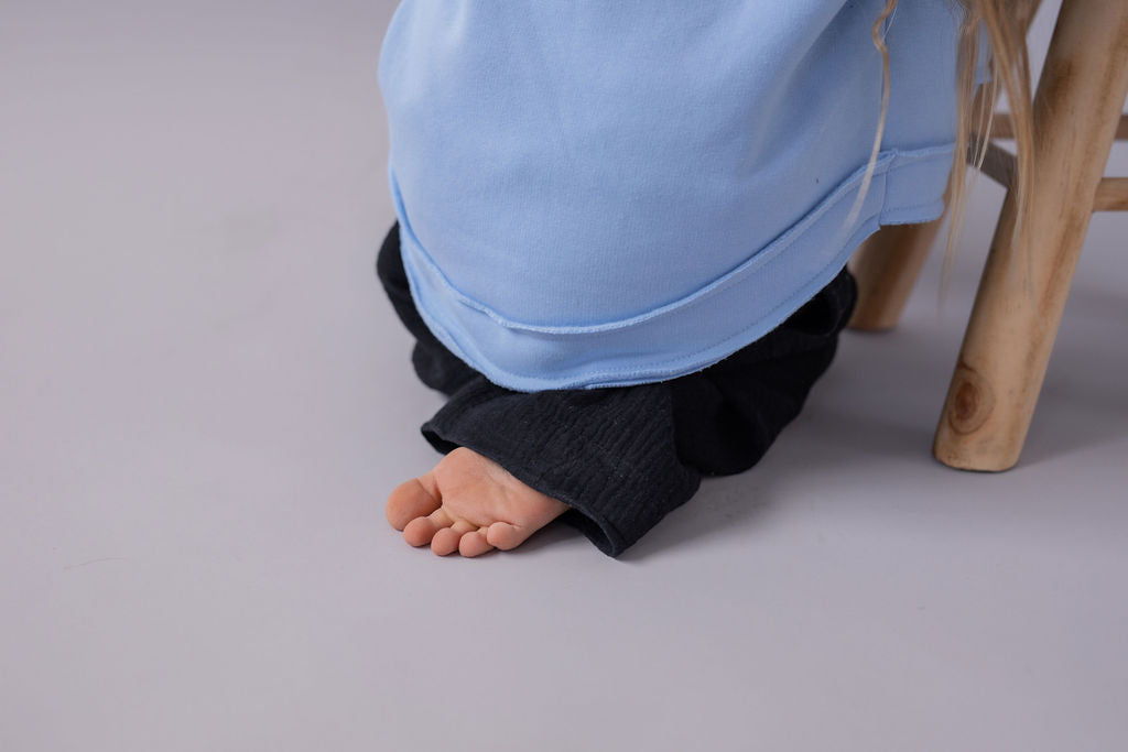 divci-mikina-pocesana-teplakovina-s-kapuci-kapsa-klokan-baby-bue-detail