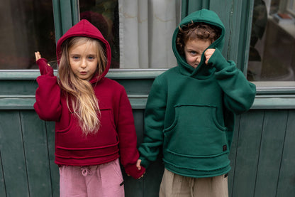 divci-mikina-pocesana-teplakovina-s-kapuci-kapsa-klokan-vinova