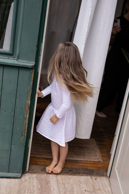 divci-saty-uplet-muselin-3/4-rukav-jednoduchost-styl-pro-kazde-rocni-obdobi-vecere-k-mori-elegantni-zlate-tecky-bila