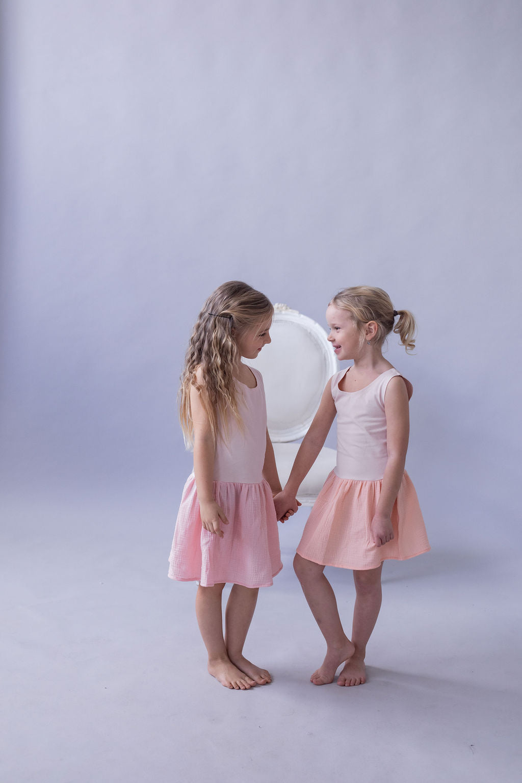 divci-saty-pohodlny-uplet-nahore-lehka-a-bohata-muselinova-sukne-vsestranne-nadcasove-vhodne-k-mori-na-prochazky-na-veceri-svetle-ruzova