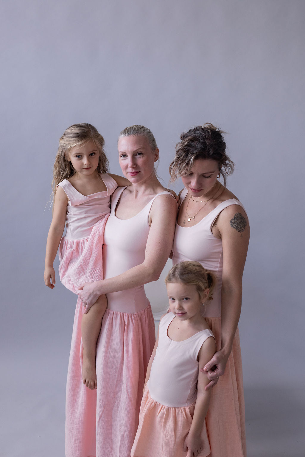 divci-saty-pohodlny-uplet-nahore-lehka-a-bohata-muselinova-sukne-vsestranne-nadcasove-vhodne-k-mori-na-prochazky-na-veceri-svetle-oranzova