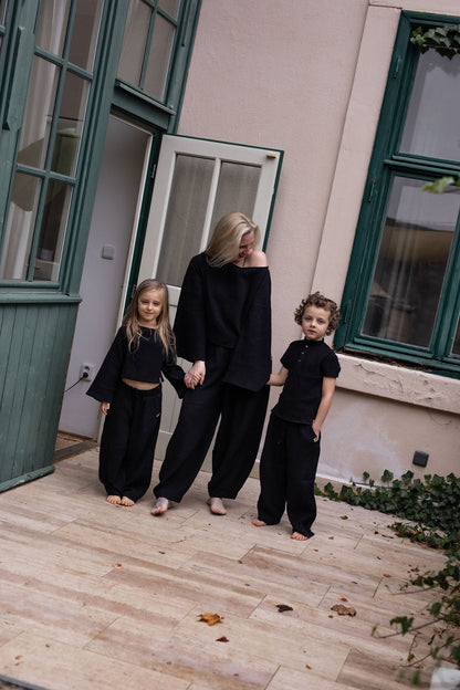 divci-top-měkký-prodyšný-mušelín-stylový-volný-široky-rukáv-Ideální-pro-každodenní-nošení-letní-večery-Lehkost-elegance-volnost-pro-teplé-dny-do-školy-hřiště-bila