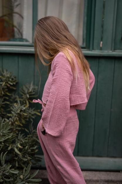 divci-top-měkký-prodyšný-mušelín-stylový-volný-široky-rukáv-Ideální-pro-každodenní-nošení-letní-večery-Lehkost-elegance-volnost-pro-teplé-dny-do-školy-hřiště-ruzova